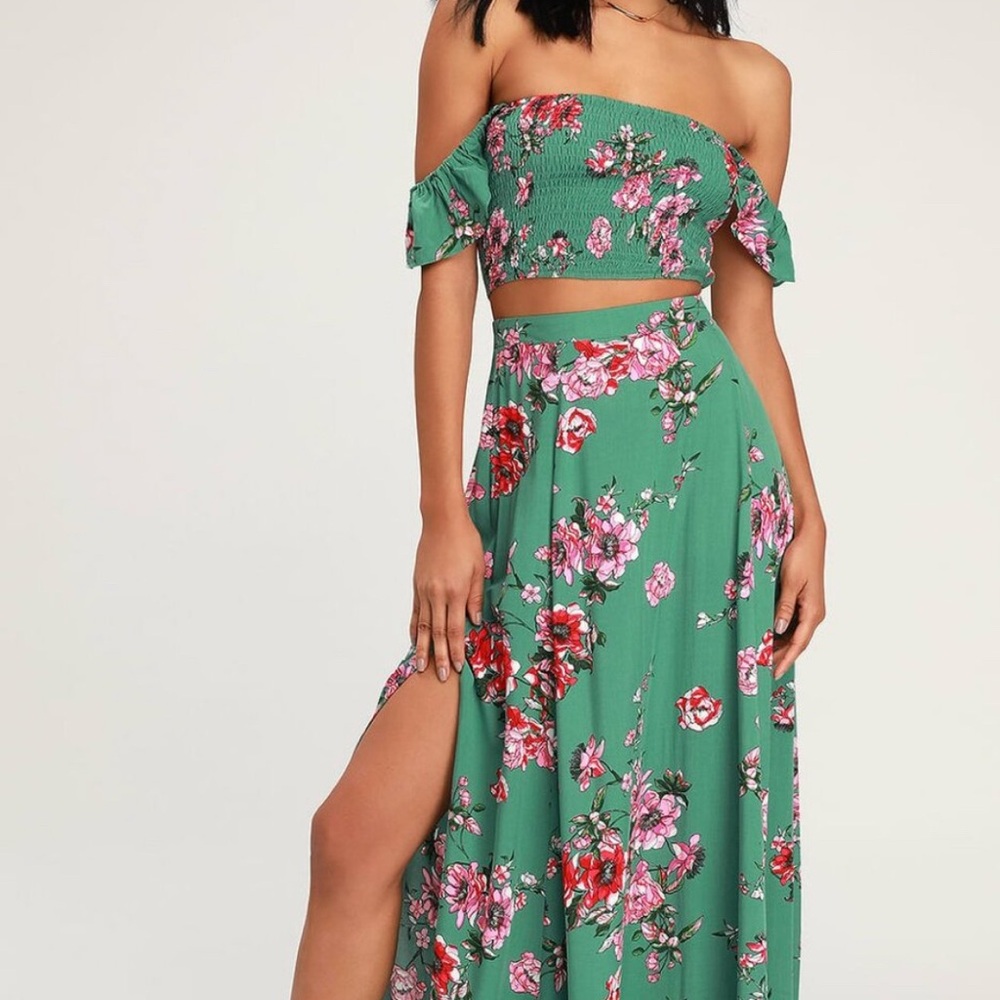Lulus Away on Vacay Floral Two Piece Maxi Skirt set